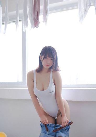 巧露AV_视频网址大全