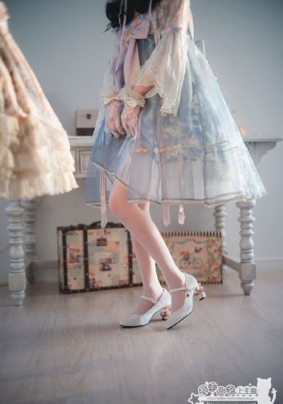 熟妇人妻精品一二区三区视频_高清全集免费观看