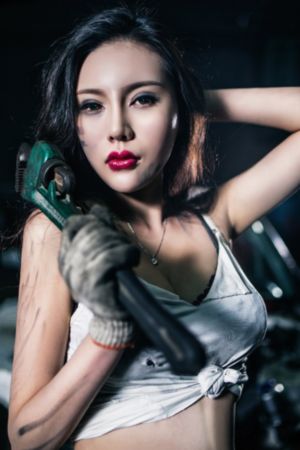 97国产精品久久碰碰蜜臀小说_高清完整版