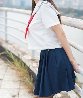 中文字幕亚洲乱码熟女在线萌芽_4K迅雷电影在线