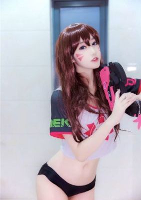 日韩亚洲国产高清_720影视在线观看